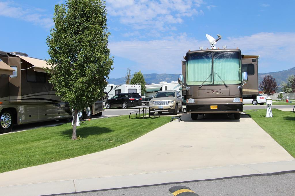 Pony Express Rv Resort North Salt Lake Стая снимка