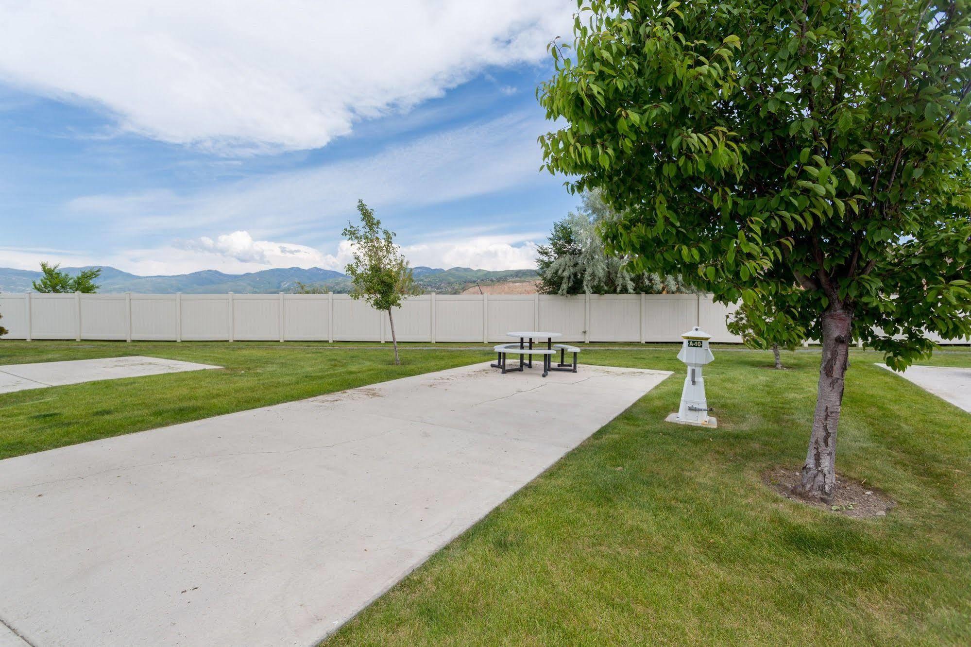 Pony Express Rv Resort North Salt Lake Екстериор снимка