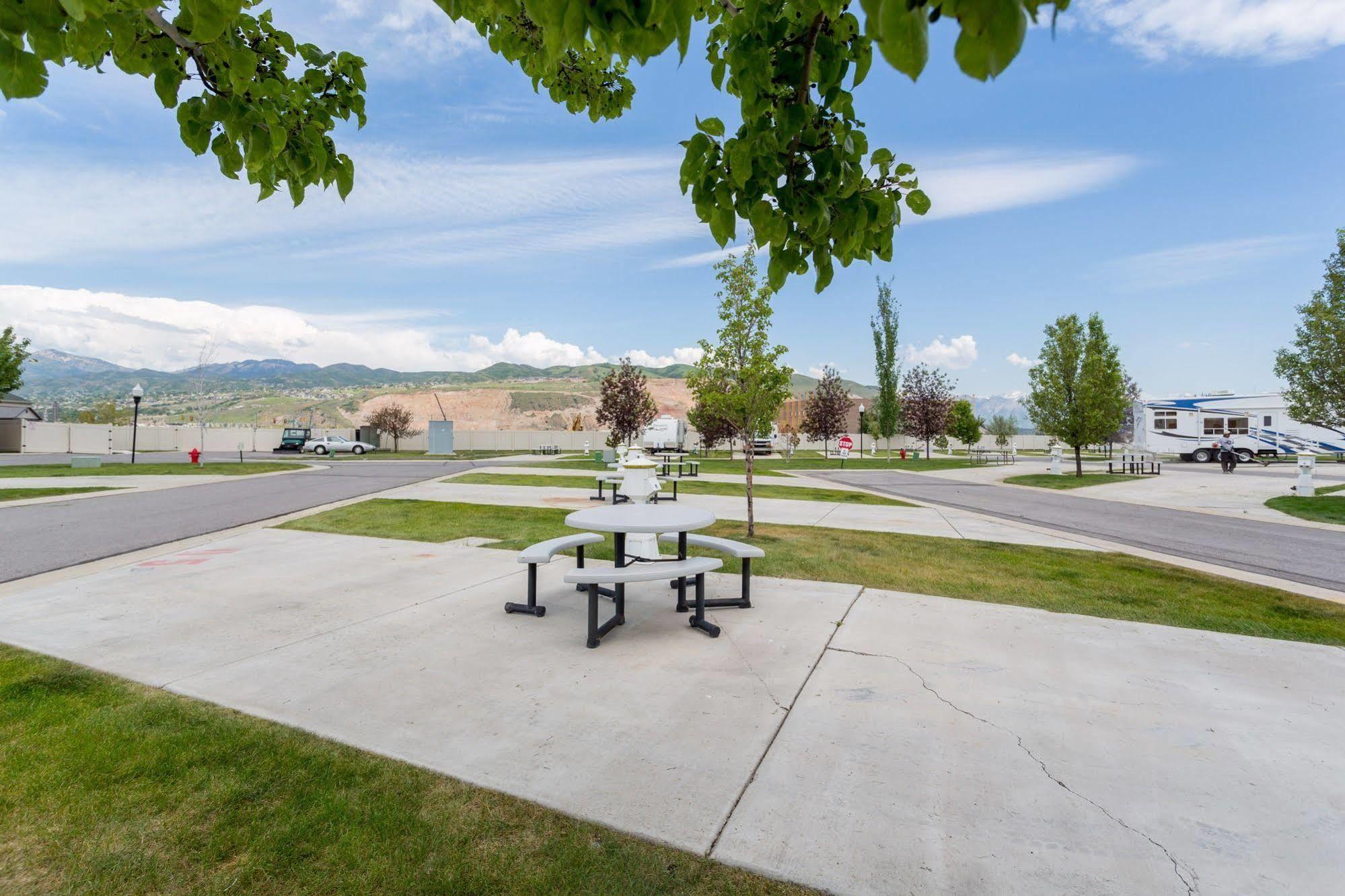 Pony Express Rv Resort North Salt Lake Екстериор снимка