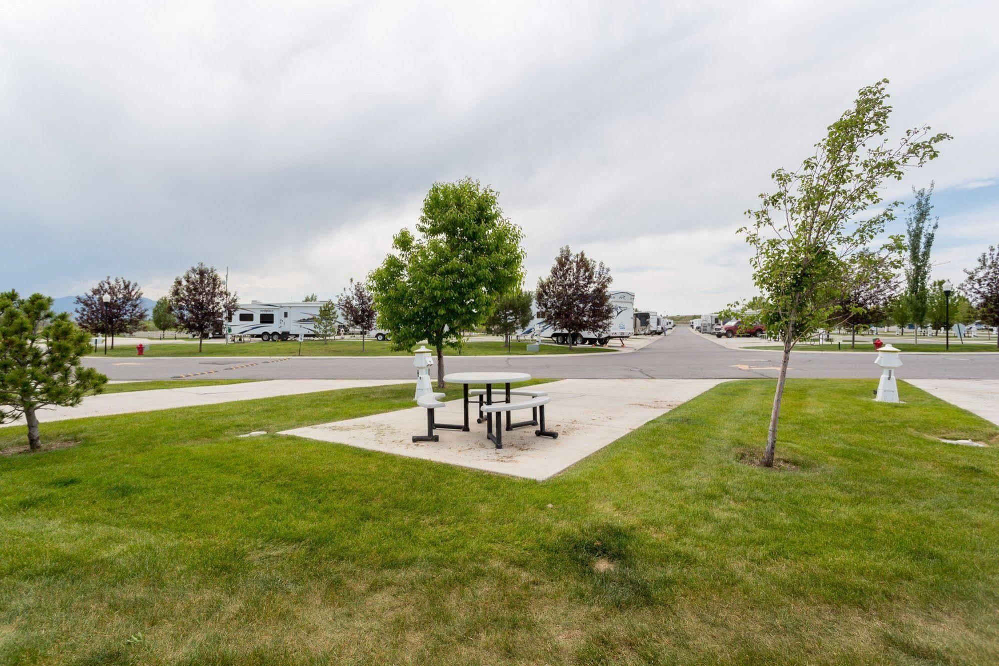 Pony Express Rv Resort North Salt Lake Екстериор снимка
